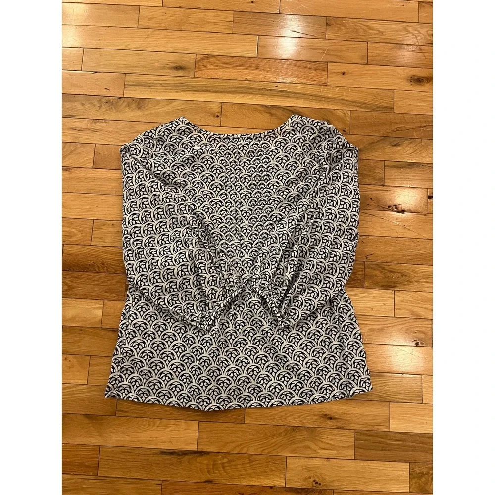 Talbots Navy White Geometric Fan Print Scoop Neck‎ 3/4 Puff Sleeve Blouse Small